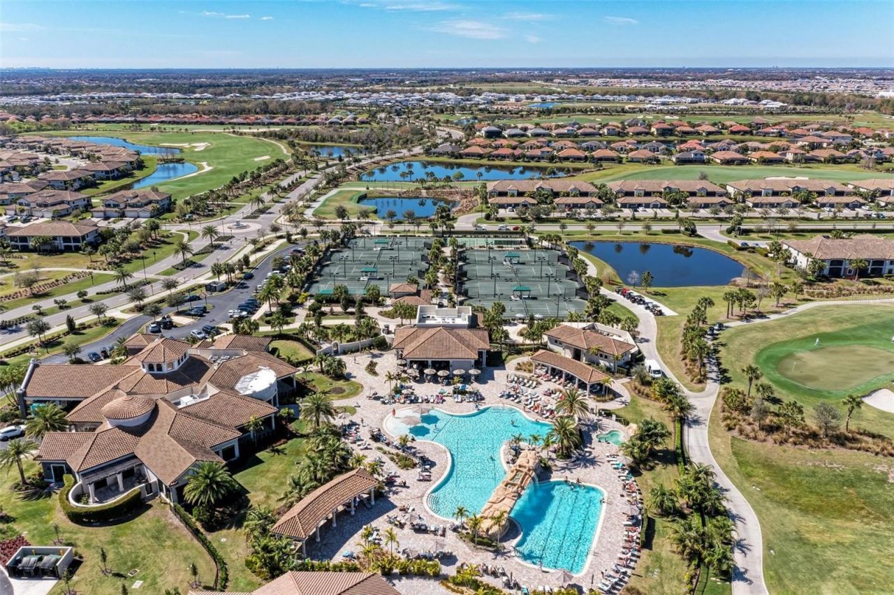 17520 Gawthrop Drive, Unit 305, Lakewood Ranch, FL 34211 Photo