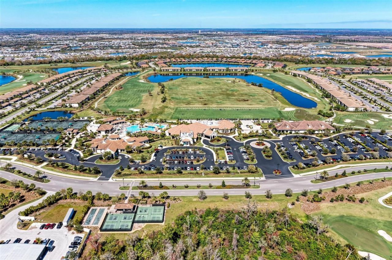 17520 Gawthrop Drive, Unit 305, Lakewood Ranch, FL 34211 Photo