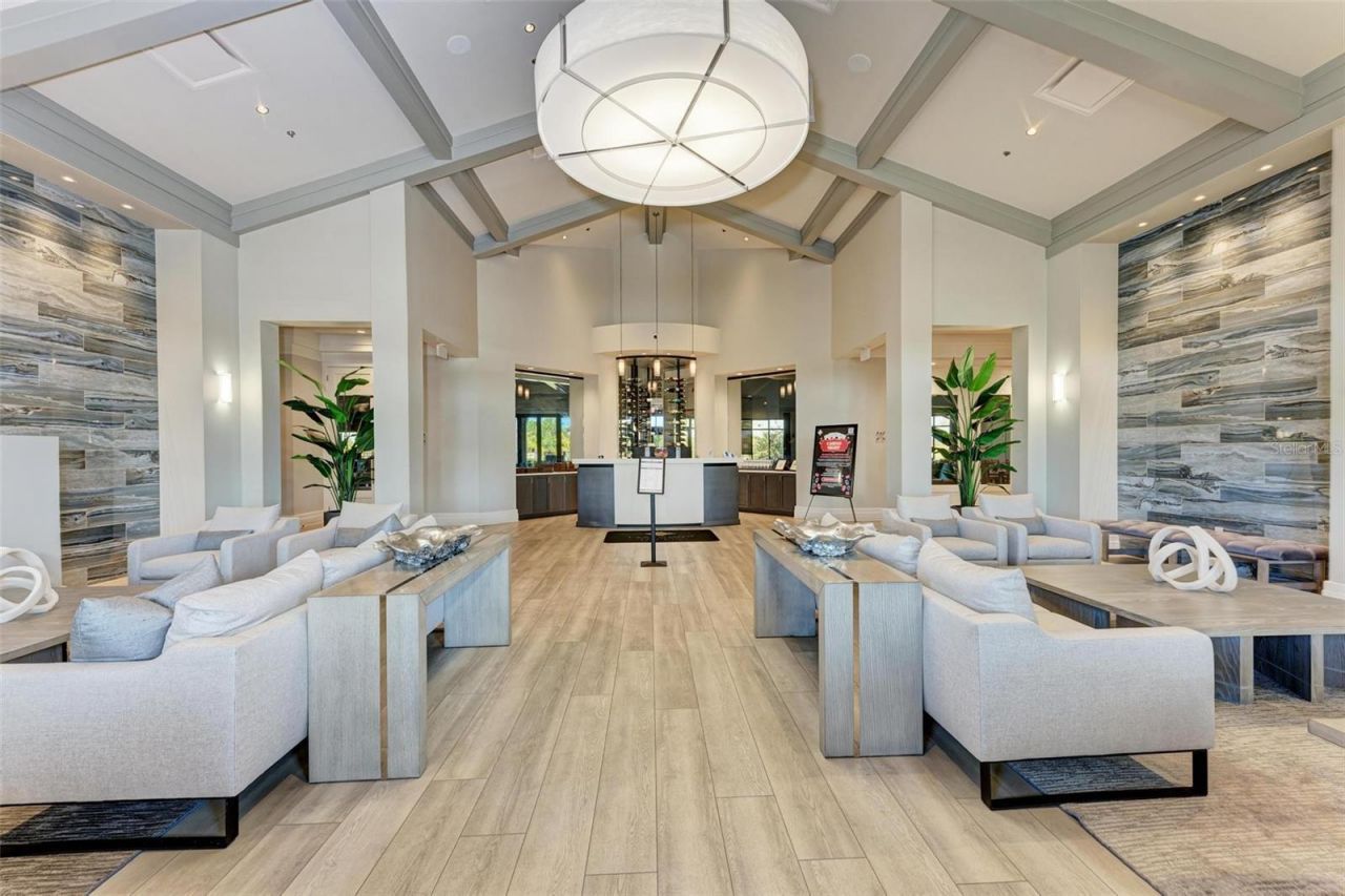 17520 Gawthrop Drive, Unit 305, Lakewood Ranch, FL 34211 Photo