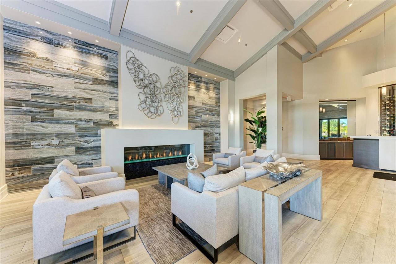 17520 Gawthrop Drive, Unit 305, Lakewood Ranch, FL 34211 Photo