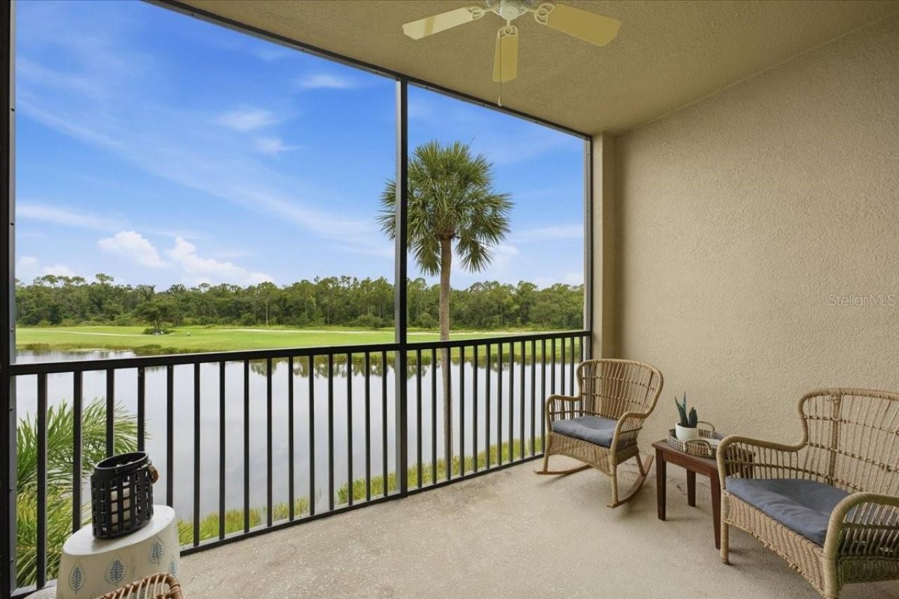 17520 Gawthrop Drive, Unit 305, Lakewood Ranch, FL 34211 Photo