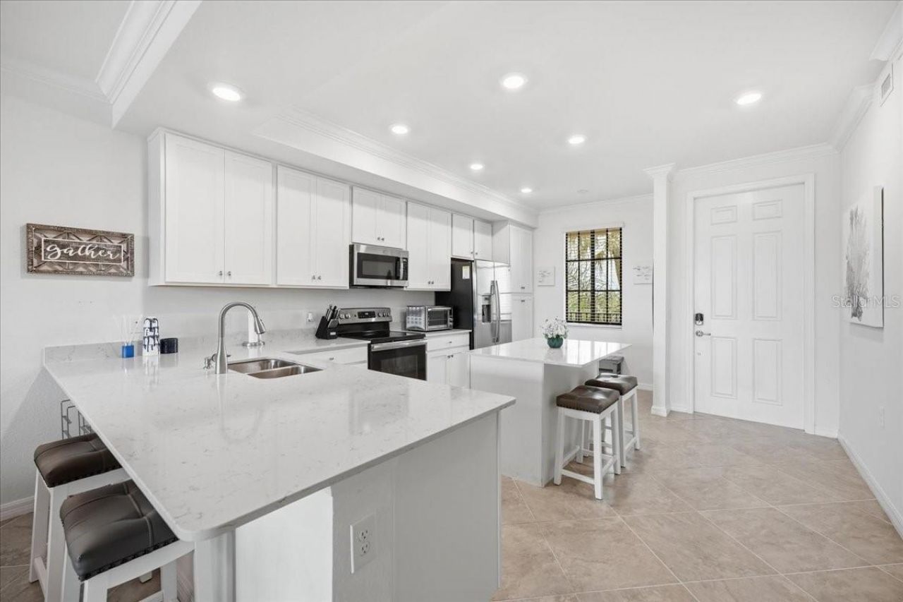 17520 Gawthrop Drive, Unit 305, Lakewood Ranch, FL 34211 Photo