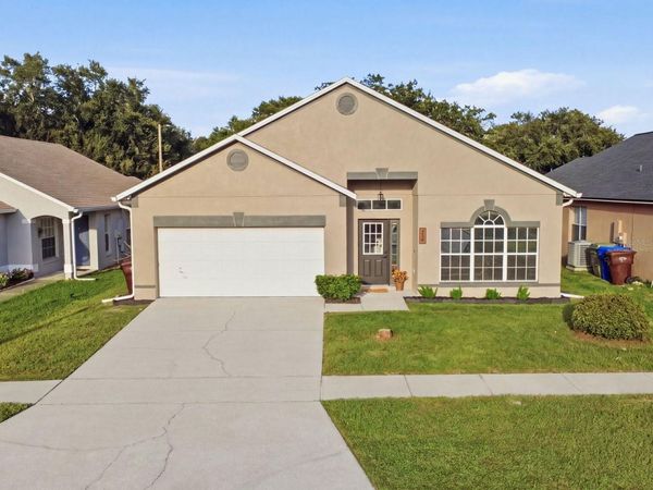 2104 MALLARD CREEK CIRCLE , KISSIMMEE, FL 34743