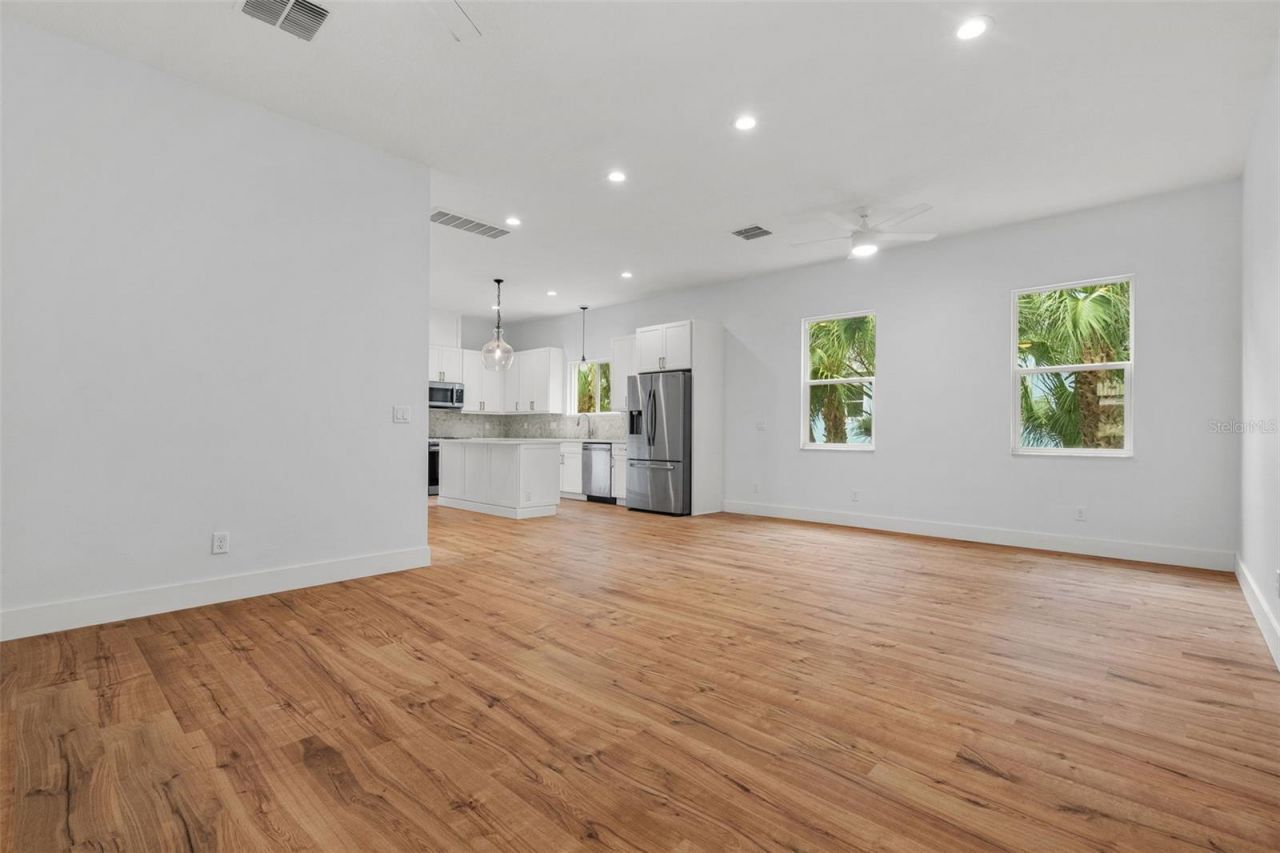 385 Georgia Avenue, Crystal Beach, FL 34681 Photo
