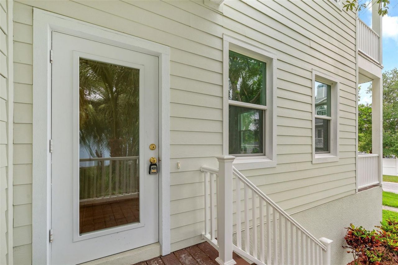 385 Georgia Avenue, Crystal Beach, FL 34681 Photo