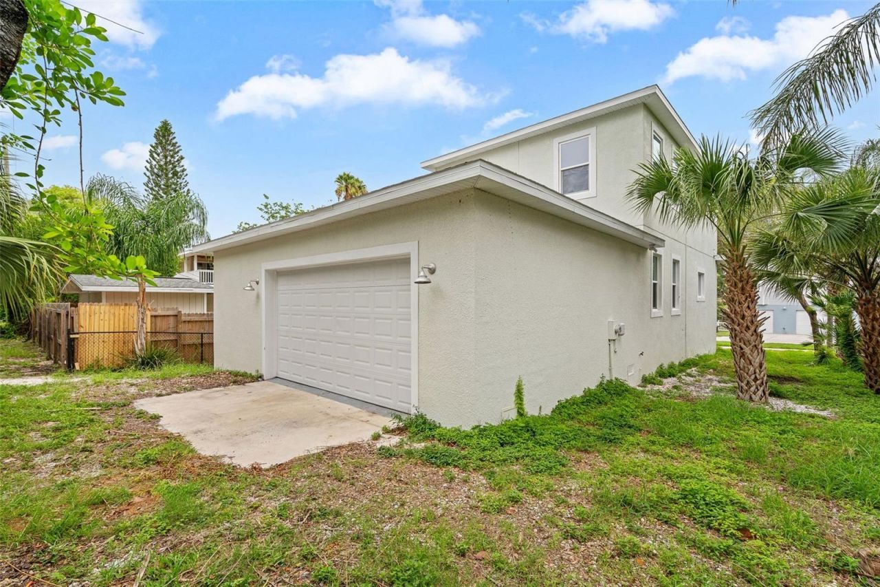 385 Georgia Avenue, Crystal Beach, FL 34681 Photo