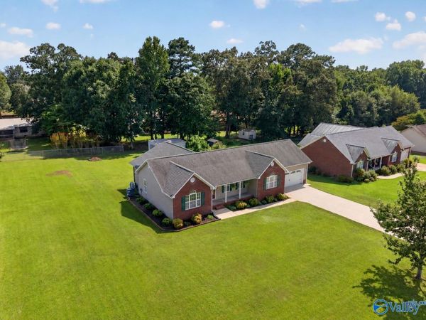 305 Sand Mountain Drive, Rainsville, AL 35986