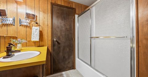 2366 Slumber Way, Soda Springs, CA 95728 Photo