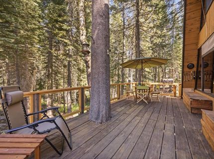 2366 Slumber Way, Soda Springs, CA 95728 Photo