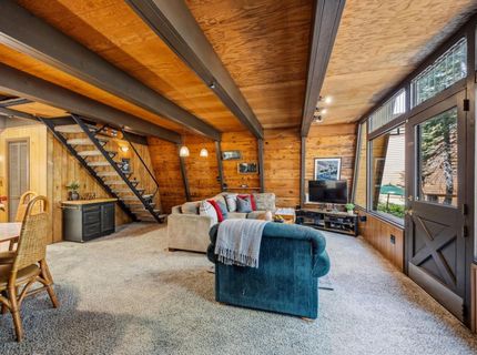 2366 Slumber Way, Soda Springs, CA 95728 Photo
