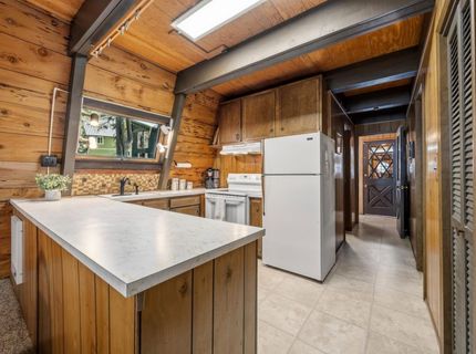 2366 Slumber Way, Soda Springs, CA 95728 Photo