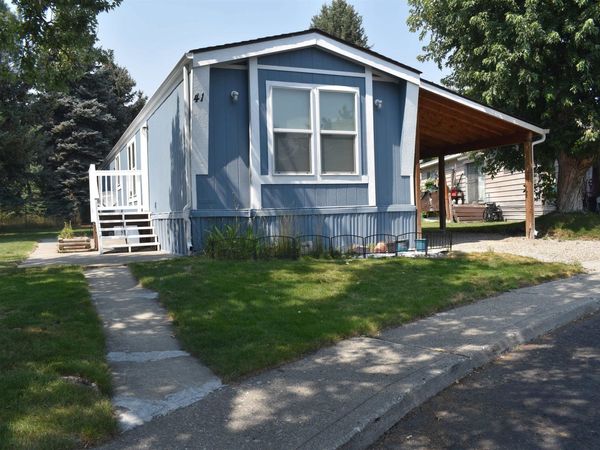 3110 E Chattaroy Rd, Chattaroy, WA 99003