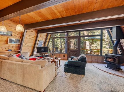 2366 Slumber Way, Soda Springs, CA 95728 Photo