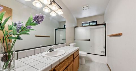 11511 Rhineland Avenue, Truckee, CA 96161 Photo