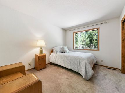 11511 Rhineland Avenue, Truckee, CA 96161 Photo