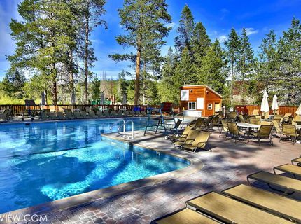 11511 Rhineland Avenue, Truckee, CA 96161 Photo