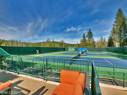 11511 Rhineland Avenue, Truckee, CA 96161 Photo