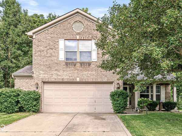 649 Weeping Way Lane , Avon, IN 46123