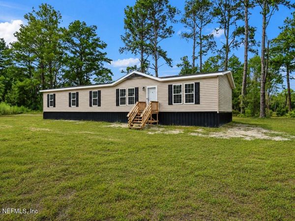 8421 NW 210TH Street, Starke, FL 32091
