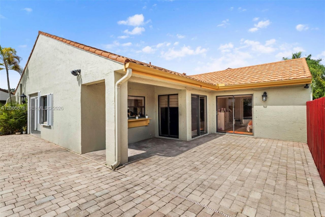 2905 Albatross Dr , Cooper City, FL 33026 Photo