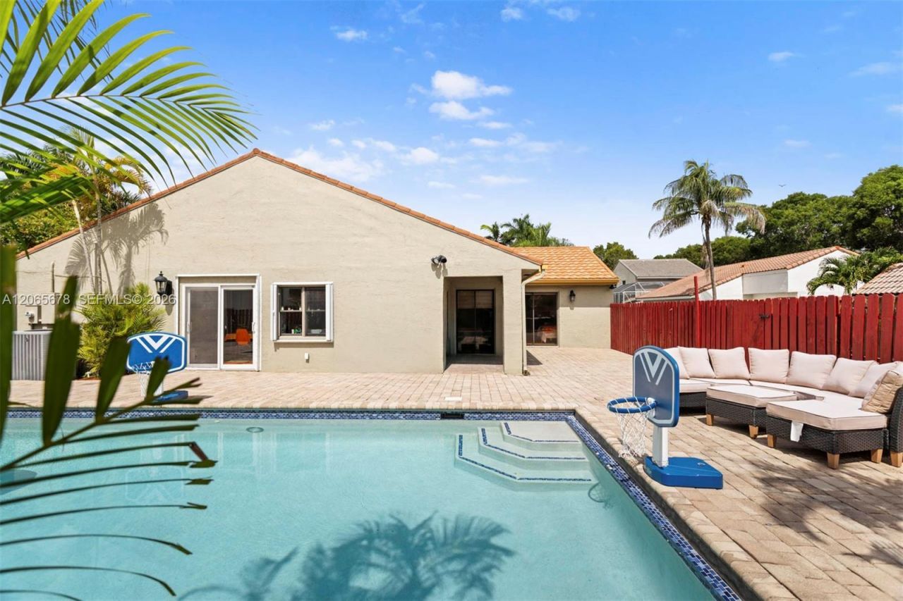 2905 Albatross Dr , Cooper City, FL 33026 Photo
