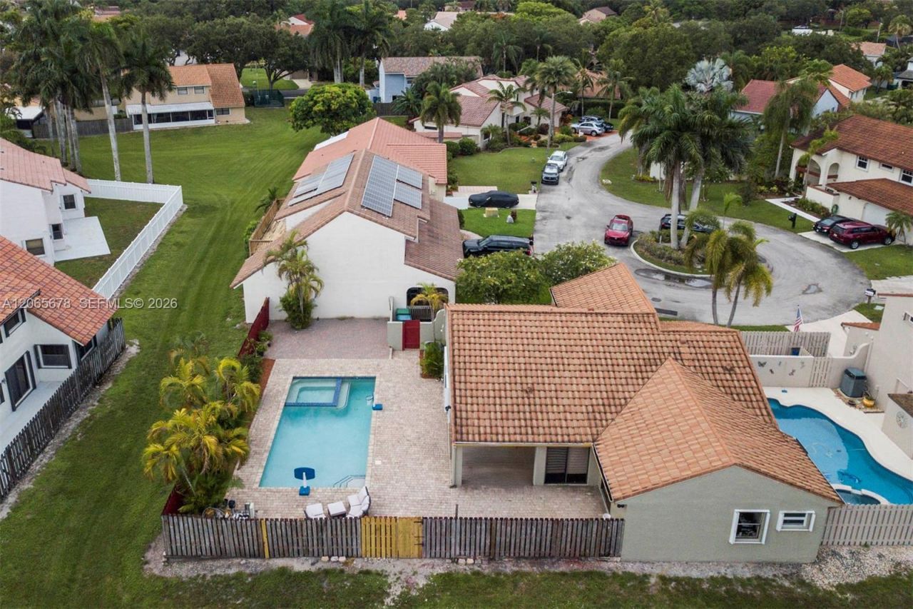 2905 Albatross Dr , Cooper City, FL 33026 Photo