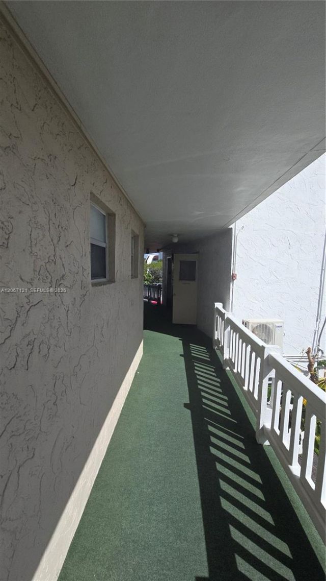3511 Inverrary Dr , Unit 205, Lauderhill, FL 33319 Photo