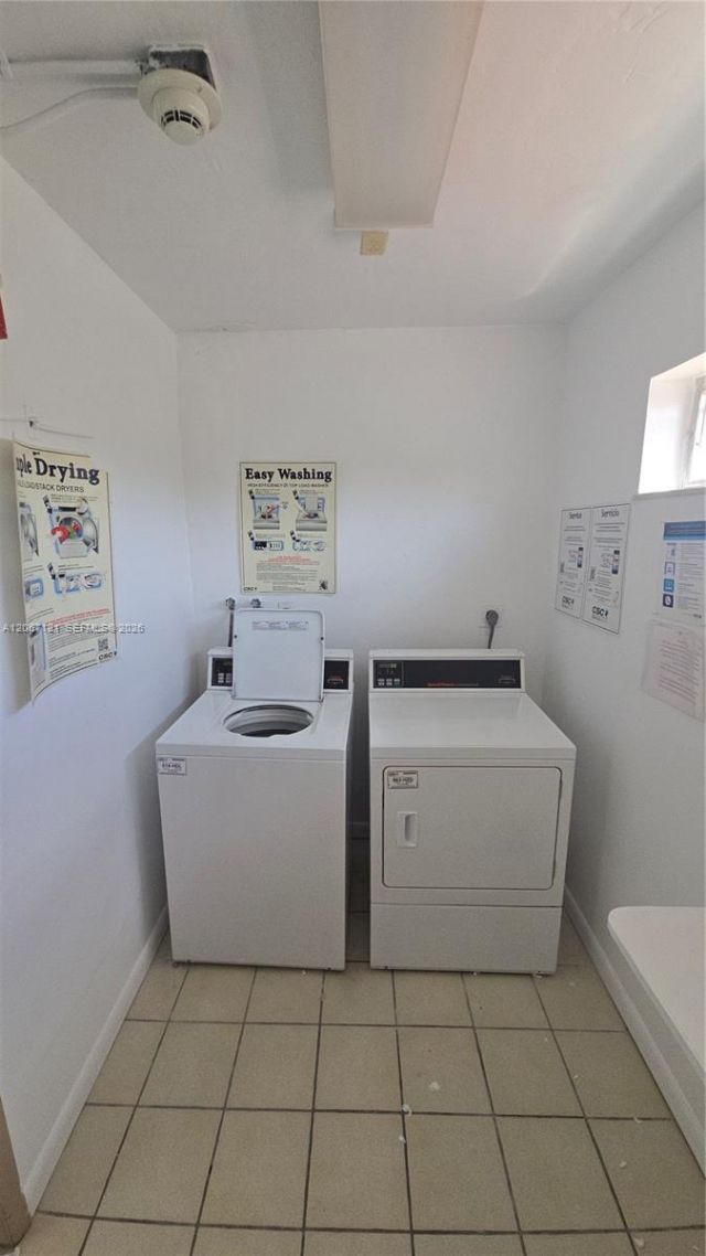 3511 Inverrary Dr , Unit 205, Lauderhill, FL 33319 Photo
