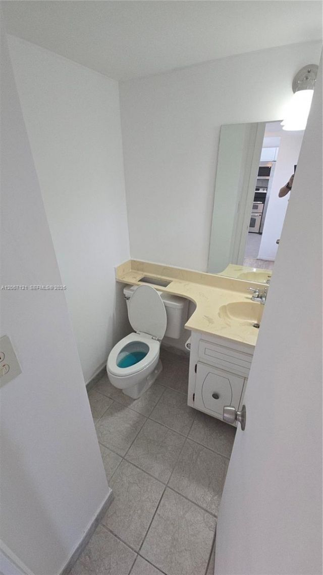 3511 Inverrary Dr , Unit 205, Lauderhill, FL 33319 Photo