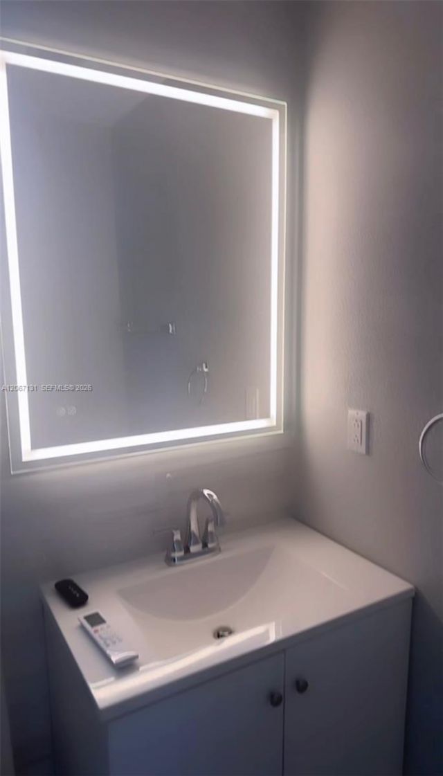 15134 SW 94th Ter, Unit REAR, Miami, FL 33196 Photo