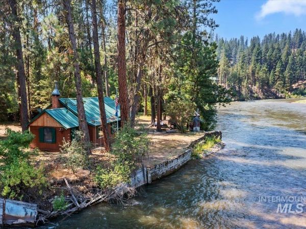29 River Run Way, Garden Valley, ID 83622