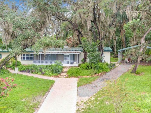 490 TWIN LAKES BOULEVARD , LAKE ALFRED, FL 33850