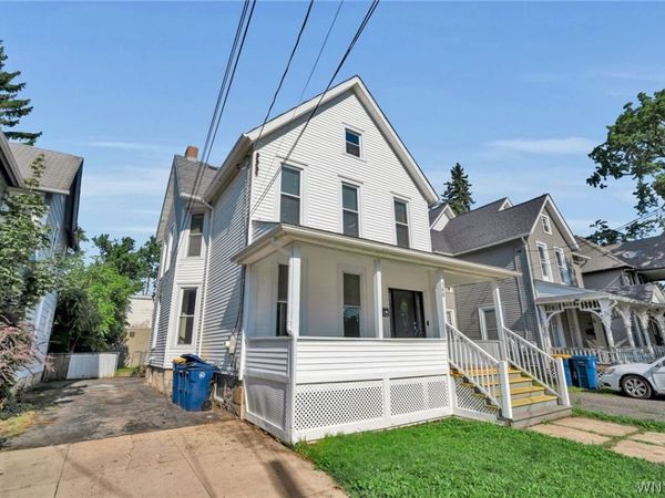160 Cottage Street , Lockport, NY 14094