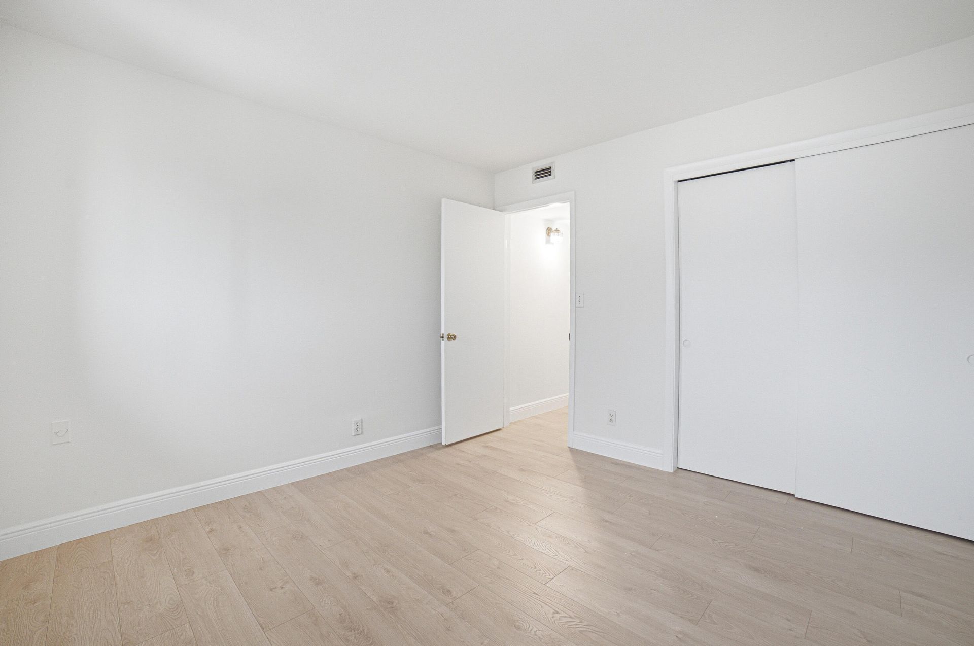 1649 SE 4th Street, Unit B3, Deerfield Beach, FL 33441 Photo