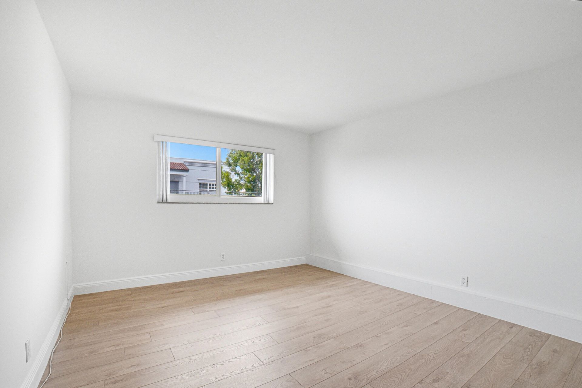 1649 SE 4th Street, Unit B3, Deerfield Beach, FL 33441 Photo