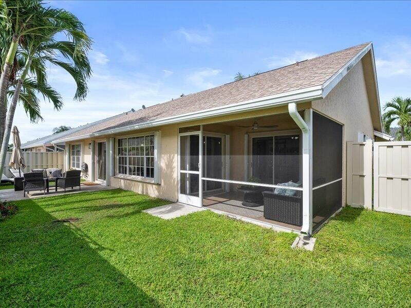 237 W Moccasin Trail W, Jupiter, FL 33458 Photo