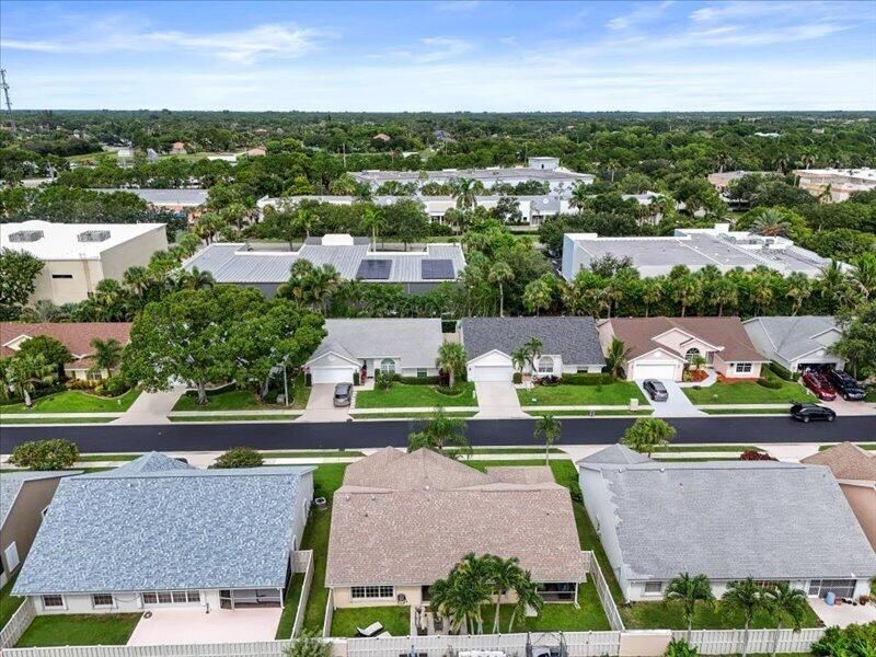 237 W Moccasin Trail W, Jupiter, FL 33458 Photo