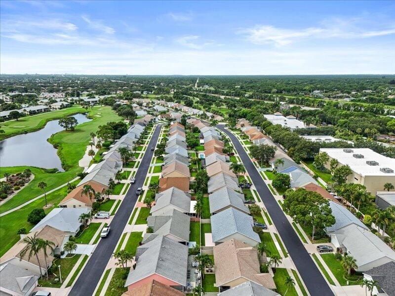 237 W Moccasin Trail W, Jupiter, FL 33458 Photo