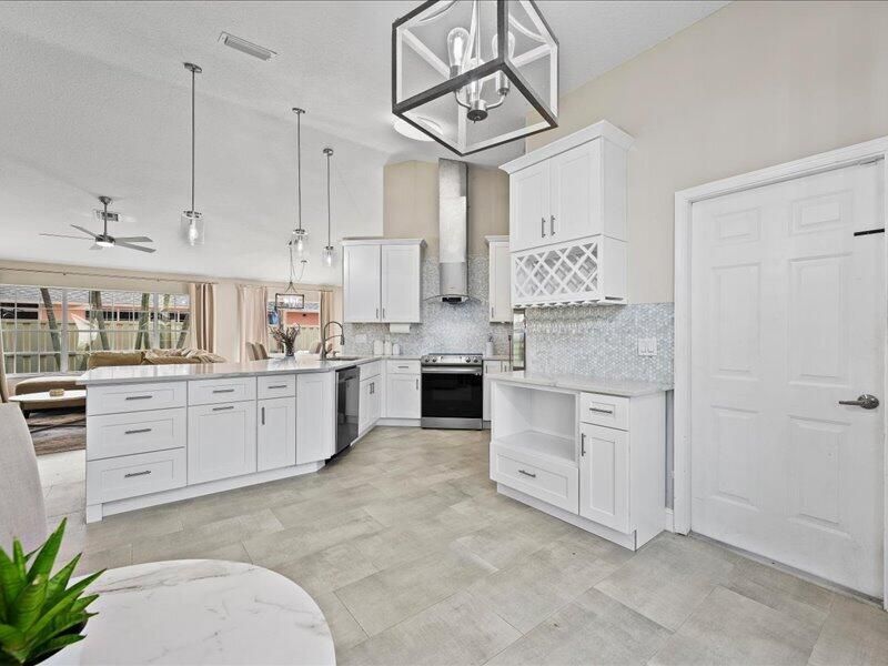 237 W Moccasin Trail W, Jupiter, FL 33458 Photo