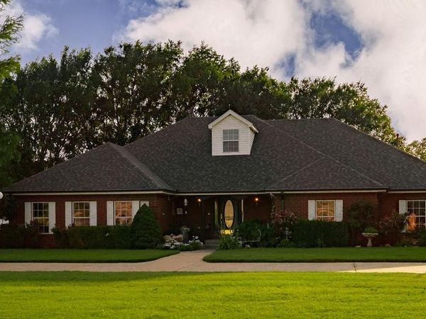 25 Independence Drive, Elk City, OK 73644