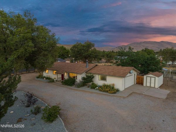 10 Bear Street, Washoe Valley, NV 89704