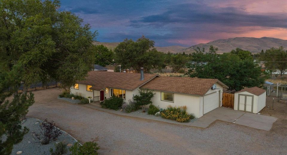 10 Bear Street, Washoe Valley, NV 89704 Photo