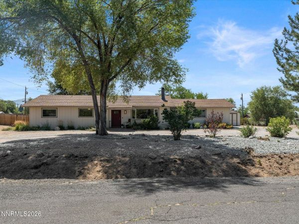 10 Bear Street, Washoe Valley, NV 89704
