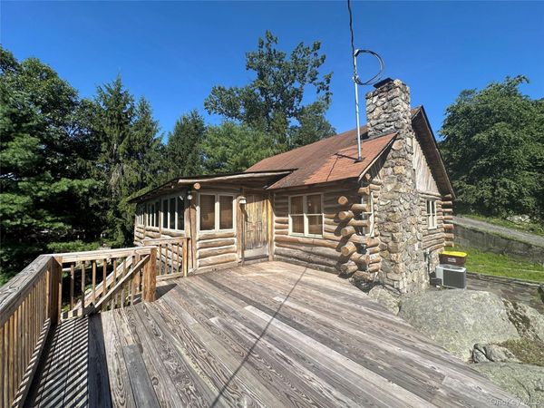 122 Woods Road , Greenwood Lake, NY 10925