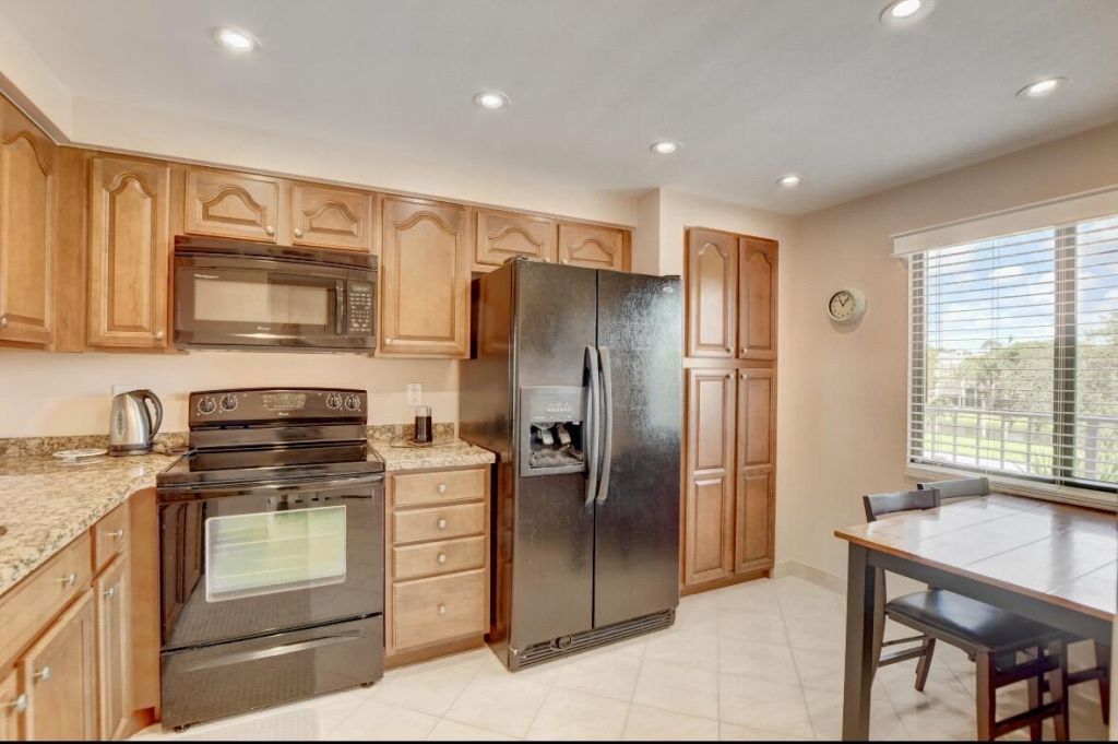 7270 Ashford Place, Unit 307, Delray Beach, FL 33446 Photo