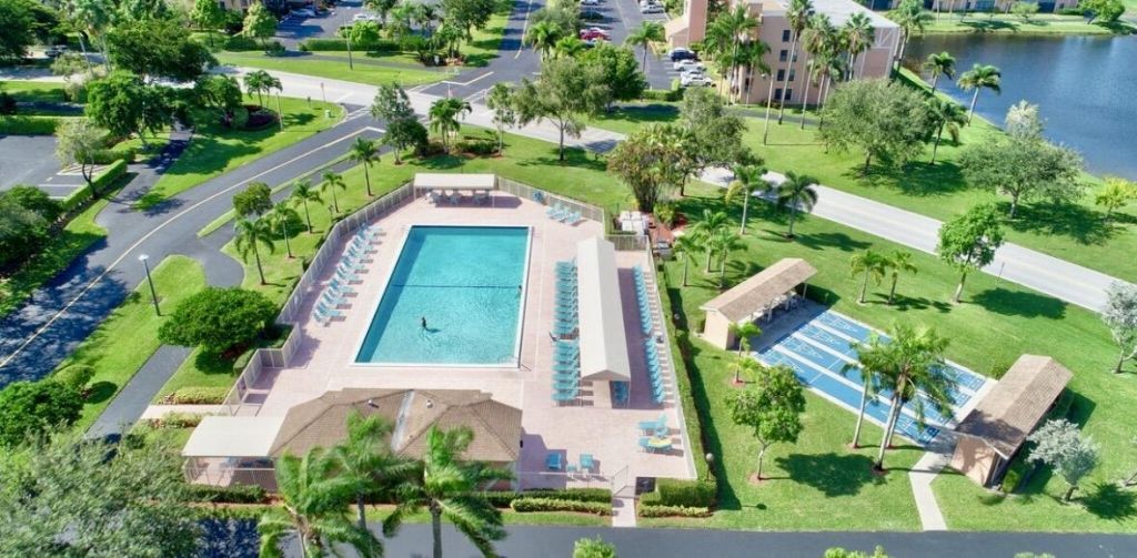 7270 Ashford Place, Unit 307, Delray Beach, FL 33446 Photo