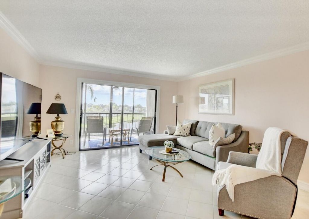 7270 Ashford Place, Unit 307, Delray Beach, FL 33446 Photo