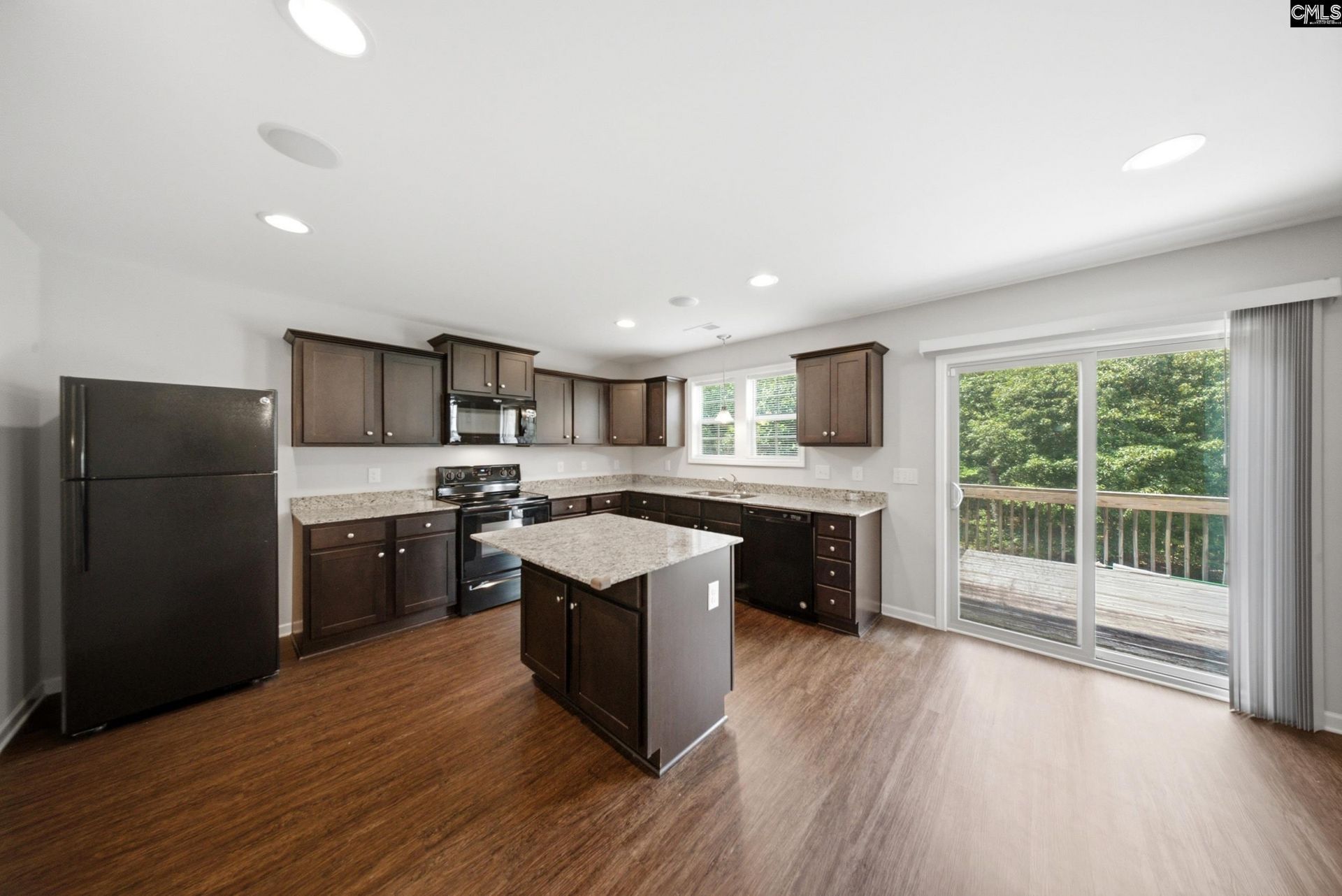 577 Teaberry Drive Photo 9