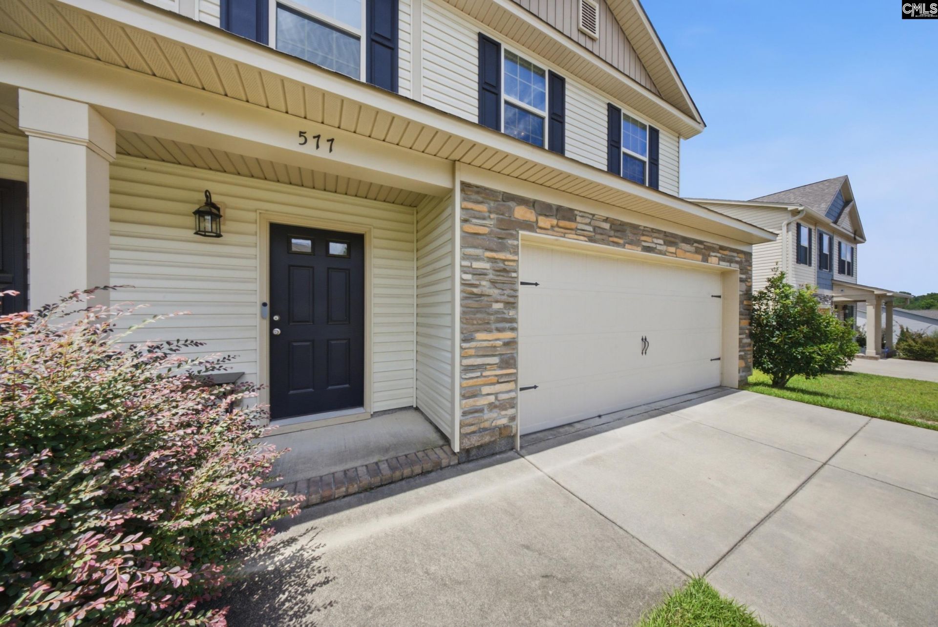 577 Teaberry Drive Photo 4