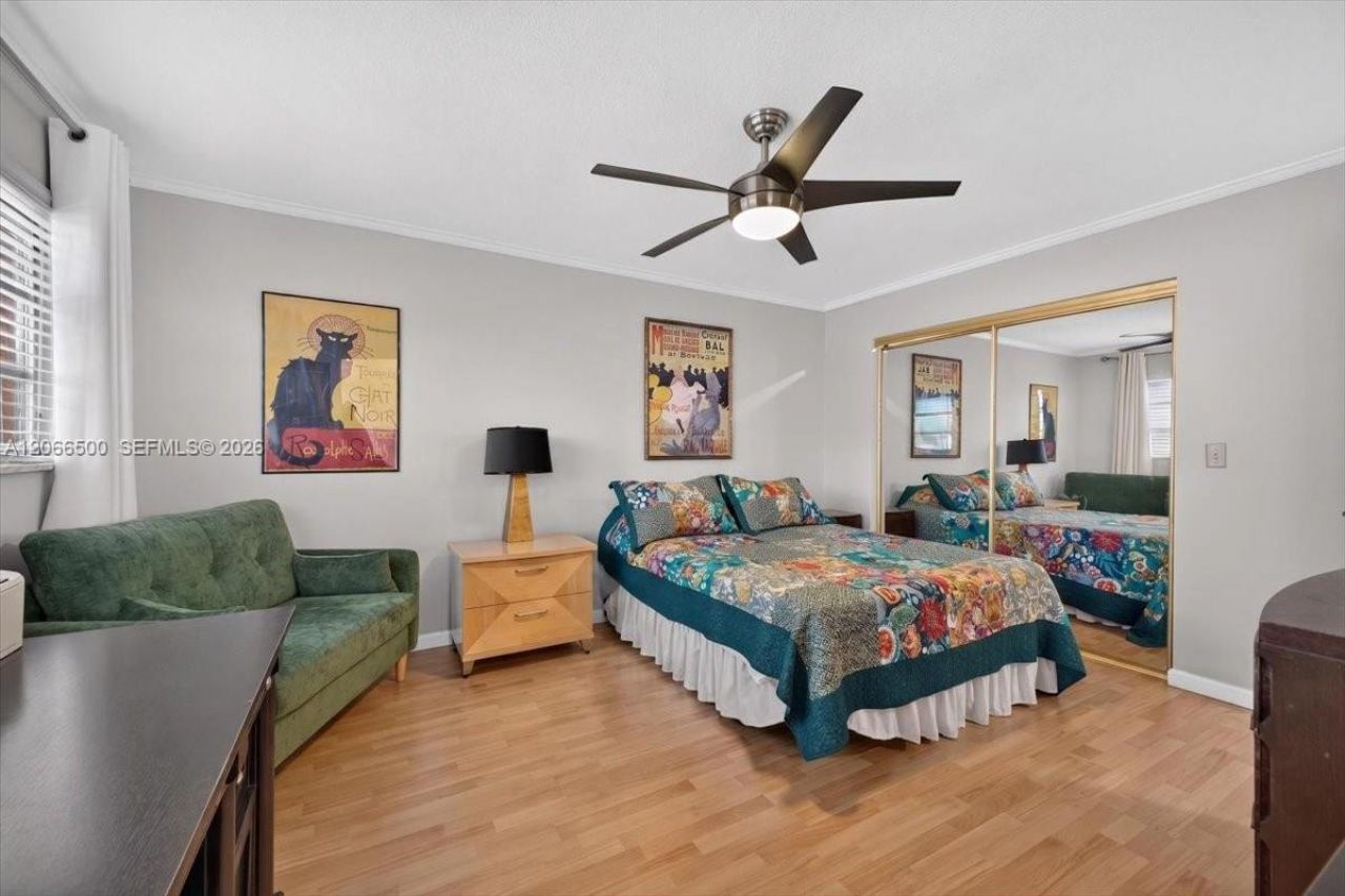 180 NE 12th Ave , Unit 11D, Hallandale Beach, FL 33009 Photo